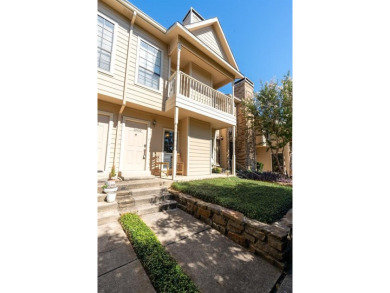 (private lake, pond, creek) Condo Sale Pending in Dallas Texas