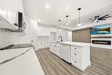 Modern-contemporary style with 4 BR 2 baths nestled on .26 acres - photo 9