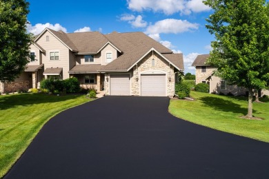 Lake Condo For Sale in Lake Geneva, Wisconsin