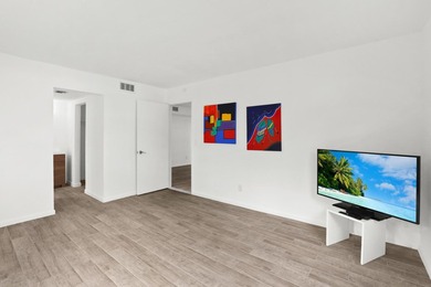JUST REDUCED BY $10,000 Exceptional Value! Move-in ready - photo 23