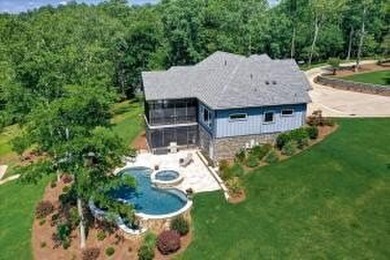 Sea Horse Farm, an extraordinary waterfront and equestrian - photo 6