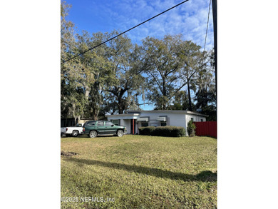 St. Johns River Home For Sale in Jacksonville Florida