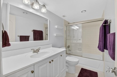 Spacious 1BR/1.5BA condo featuring the largest one-bedroom floor - photo 17
