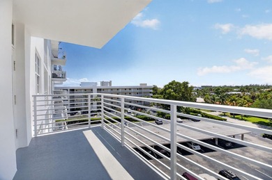 Spacious 1BR/1.5BA condo featuring the largest one-bedroom floor - photo 20