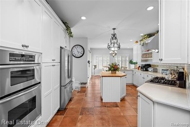 Welcome to 1937 Carsons Cove in Commerce Township's highly - photo 21