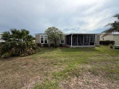 STUNNING POND & GOLF COURSE VIEWS - GOLF CART INCLUDED! - photo 27