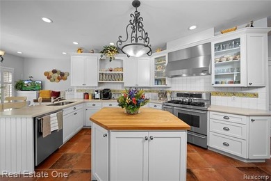 Welcome to 1937 Carsons Cove in Commerce Township's highly - photo 29