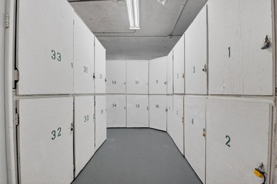 Spacious 1BR/1.5BA condo featuring the largest one-bedroom floor - photo 44