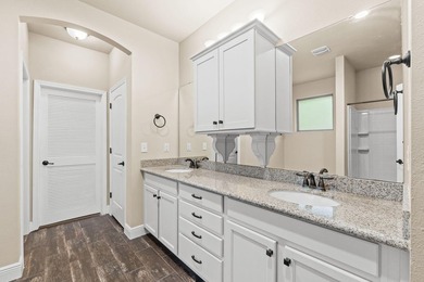GREAT BUY IN HAMMOCK BAY! 4 bdrs, 3 baths, Sunroom, 3 Car garage - photo 48