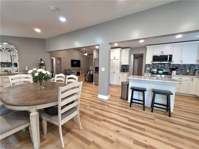 Completely Remodeled Down to the Studs - North End Parkersburg - photo 5