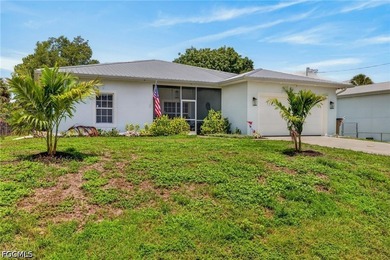 The ultimate live-work property:4 bedroom 2 bath home with - photo 1