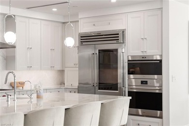 UNIQUE CORNER RESIDENCE IN QUATTRO AT NAPLES SQUARE WITH - photo 12
