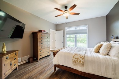 Built by Pridemark Homes, this immaculate ranch townhouse offers - photo 15