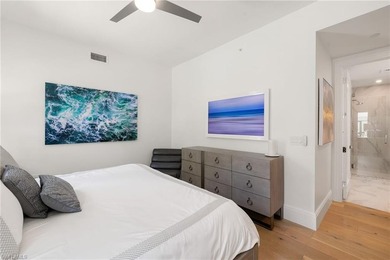 UNIQUE CORNER RESIDENCE IN QUATTRO AT NAPLES SQUARE WITH - photo 24