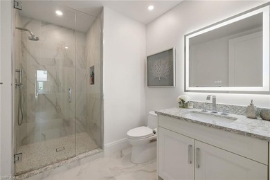 UNIQUE CORNER RESIDENCE IN QUATTRO AT NAPLES SQUARE WITH - photo 25