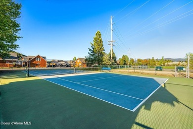 Customized 3-bedroom bungalow in Dover Bay Resort on Lake Pend - photo 34