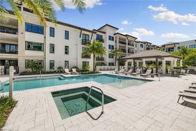 UNIQUE CORNER RESIDENCE IN QUATTRO AT NAPLES SQUARE WITH - photo 38