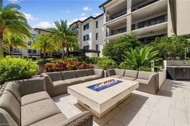 UNIQUE CORNER RESIDENCE IN QUATTRO AT NAPLES SQUARE WITH - photo 40
