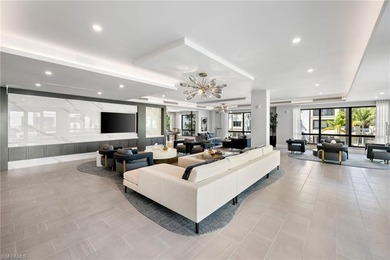 UNIQUE CORNER RESIDENCE IN QUATTRO AT NAPLES SQUARE WITH - photo 44