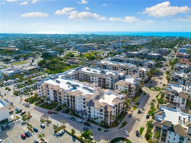 UNIQUE CORNER RESIDENCE IN QUATTRO AT NAPLES SQUARE WITH - photo 48
