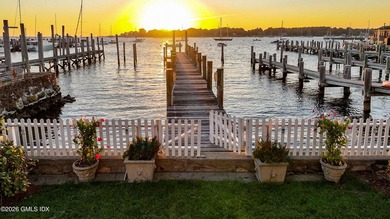 At the edge of Stonington Harbor, where sailboats move slowly - photo 5