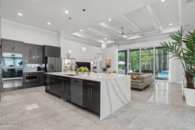Spectacular, expanded Costa Mesa II located in the prestigious - photo 10