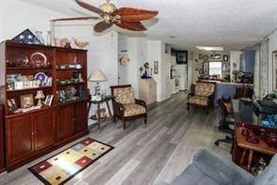Seller is VERY MOTIVATED. Will consider all reasonable offers - photo 14