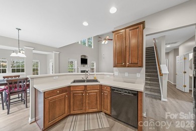 Welcome home to this stunning Hunter Oaks retreat featuring a - photo 15