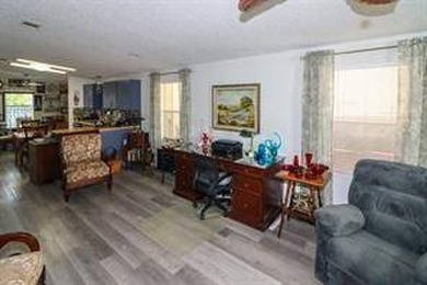 Seller is VERY MOTIVATED. Will consider all reasonable offers - photo 15