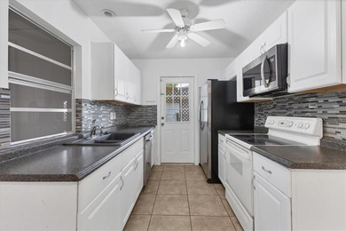 Virtually Staged. MAJOR VALUE ALERT! Seller just completed a - photo 16