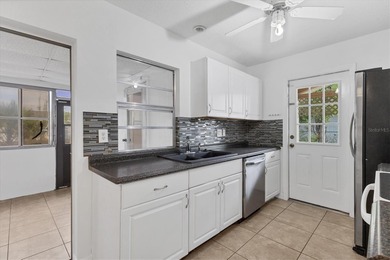 Virtually Staged. MAJOR VALUE ALERT! Seller just completed a - photo 17
