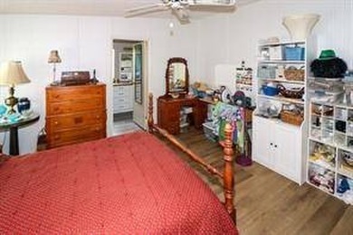 Seller is VERY MOTIVATED. Will consider all reasonable offers - photo 20