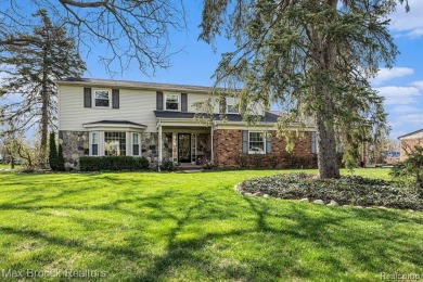 Lake Kirkwood Home Sale Pending in Bloomfield Hills Michigan