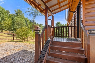 MOUNTAIN CABIN - Beautiful home offering open concept with - photo 3