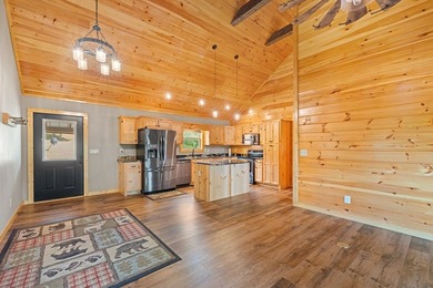 MOUNTAIN CABIN - Beautiful home offering open concept with - photo 7