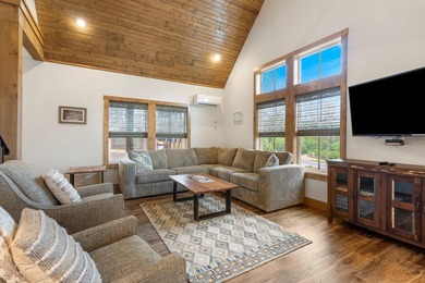 Luxury Lakefront Living - Table Rock Shore ResortNow offering - photo 10