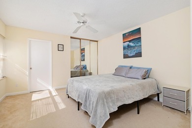 Updated 2 bedroom, 2.5-bathroom DiVosta built townhouse in the - photo 13