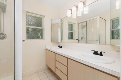 Updated 2 bedroom, 2.5-bathroom DiVosta built townhouse in the - photo 14