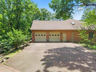 Perched at over 1,000 feet in elevation, this beautiful home - photo 7