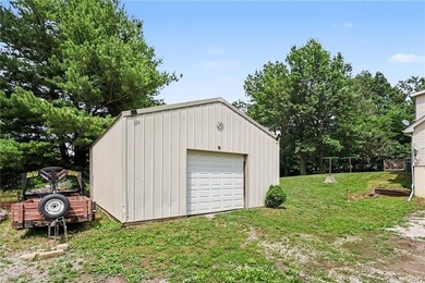 Enjoy the perfect blend of country living and convenience with - photo 3