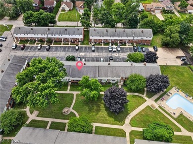 Amazing large and updated townhouse in a great location at 27651 - photo 3