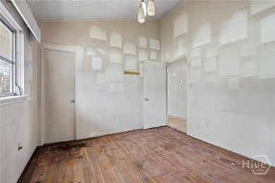 A Mid-Century home in Midtown is available for purchase, a 2 - photo 23