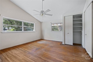 A Mid-Century home in Midtown is available for purchase, a 2 - photo 26