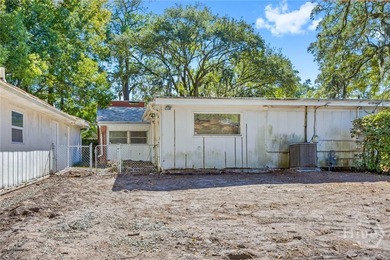 A Mid-Century home in Midtown is available for purchase, a 2 - photo 35