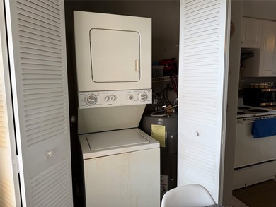 Motivated seller-bring your offers. This light-filled 6th-floor - photo 9