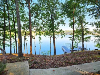 Lake Home For Sale in Eatonton, Georgia