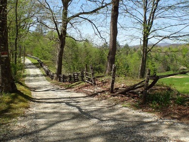 Come home to the peace and quiet of Windy Ridge where the - photo 2