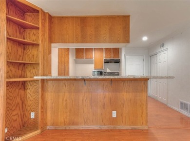 Beautiful 3-bedroom, 2-bath condo featuring an open floor plan - photo 3