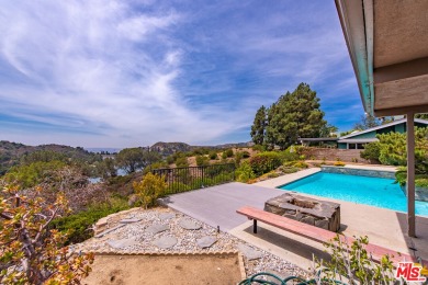 Lake Home For Sale in Los Angeles, California