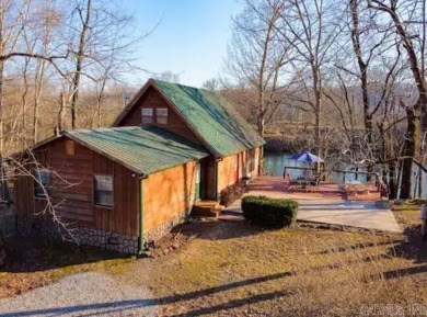 Little Red River Home For Sale in Wilburn Arkansas